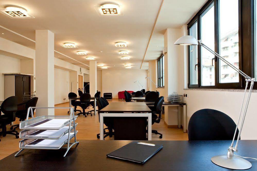 Unaway Hotel & Residence Linea Uno Milano Afaceri foto